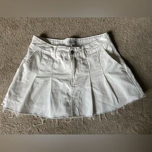 Faded Rose White Pleated Skater Mini Skirt